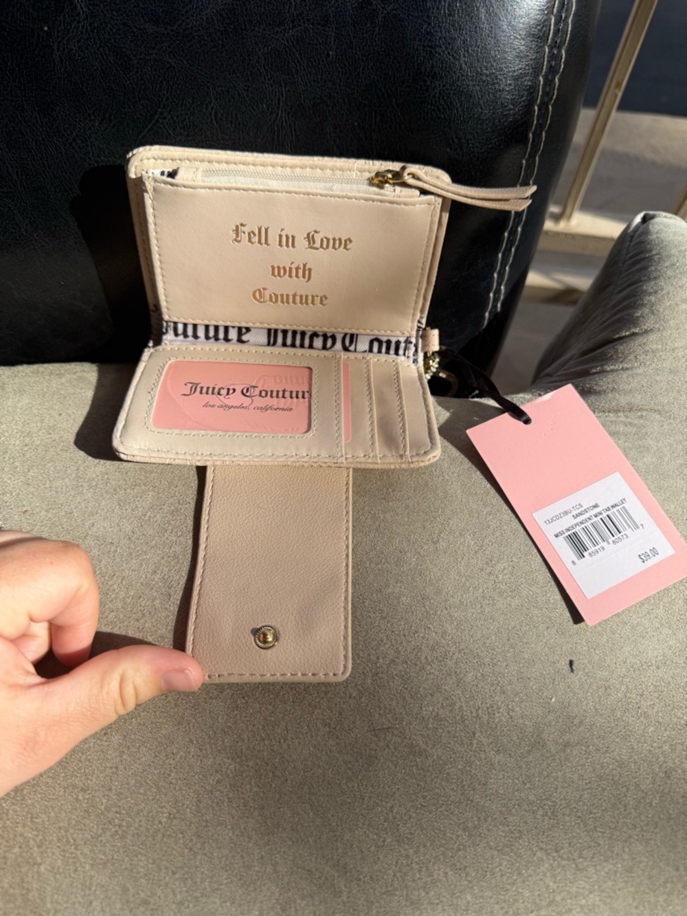 Juicy Couture Cream Quilted Wallet with Gold Hardware - Picture 4 of 7